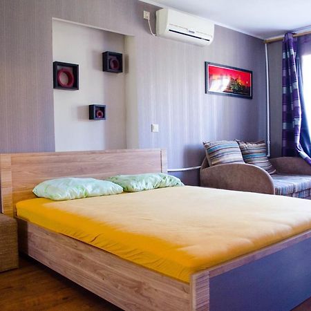 Flat At Luzanovka Odesa Exterior photo